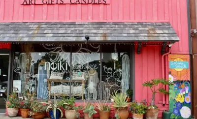 Neiki Solana Beach, business photo 1